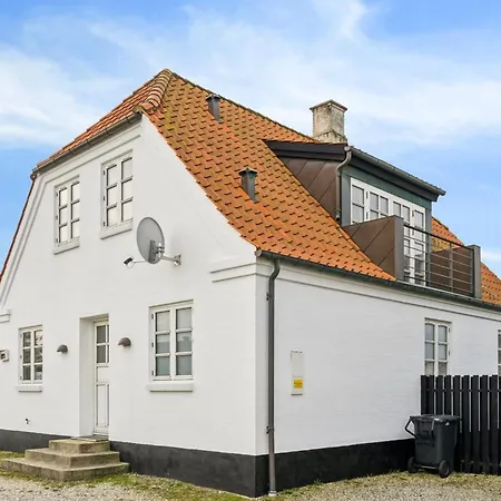 Semesterbostad Birtir - 200m From The Sea By Interhome