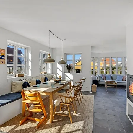 Casa de Férias Birtir - 200m From The Sea By Interhome